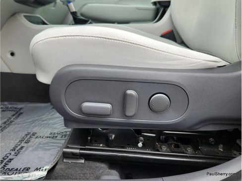 Used 2024 Hyundai Kona SEL AWD/4WD image 22