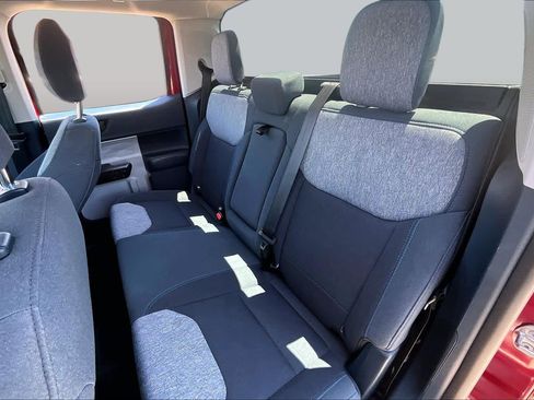 Used 2025 Ford Maverick XLT w/ XLT Luxury Package FWD image 18