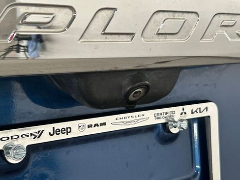 Used 2021 Ford Explorer XLT w/ Equipment Group 202A image 24