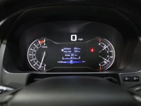 Used 2018 Honda Pilot Touring image 25