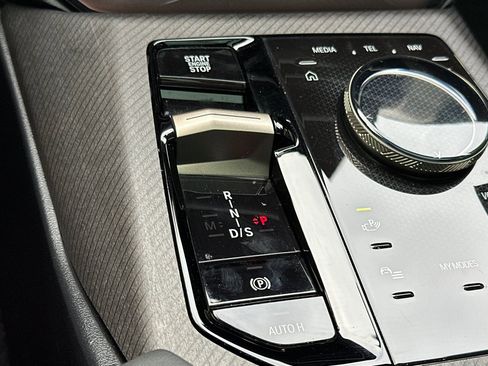 Used 2025 BMW X3 xDrive30i w/ Convenience Package image 27