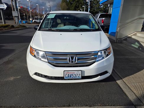 Used 2013 Honda Odyssey EX image 3