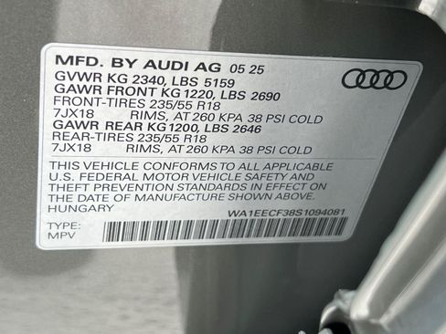 Certified 2025 Audi Q3 2.0T Premium Plus w/ Premium Plus Package AWD/4WD image 34