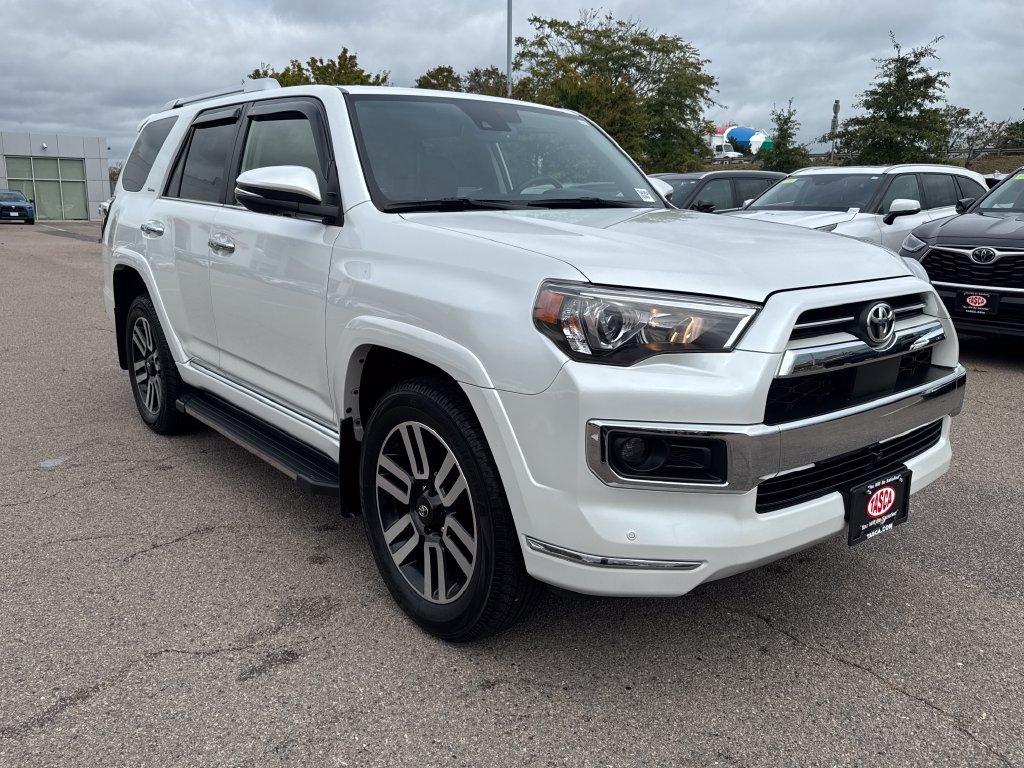 Used 2024 Toyota 4Runner Limited AWD/4WD image 10