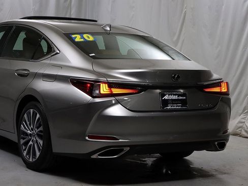 Used 2020 Lexus ES 350 w/ Premium Package image 8