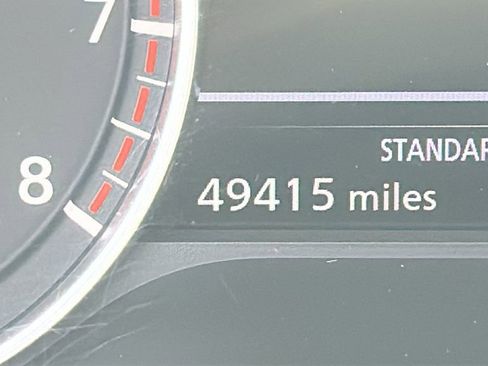 Used 2024 Nissan Pathfinder S image 20