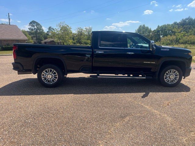 Used 2020 Chevrolet Silverado 3500 High Country w/ Technology Package AWD/4WD image 30