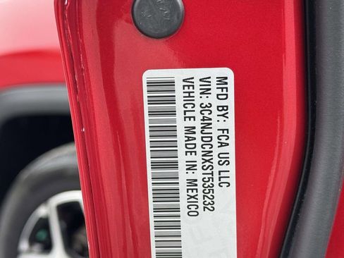Used 2025 Jeep Compass Limited AWD/4WD image 30