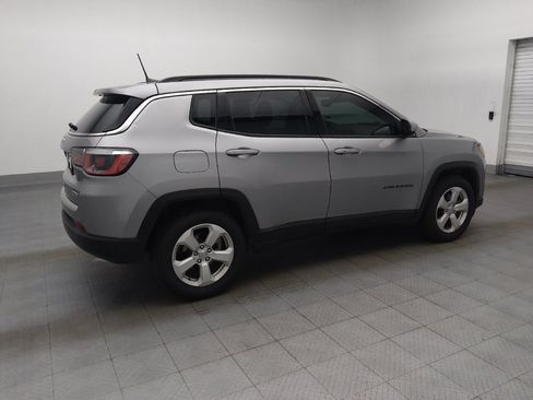 Used 2020 Jeep Compass Latitude FWD image 10