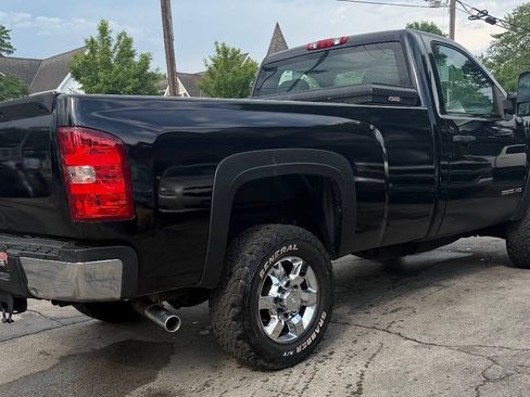 Used 2014 Chevrolet Silverado 3500 W/T w/ Snow Plow Prep Package AWD/4WD image 10