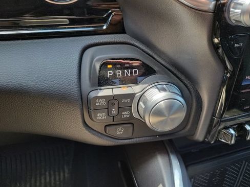 Used 2025 RAM 1500 Laramie w/ Night Edition AWD/4WD image 30