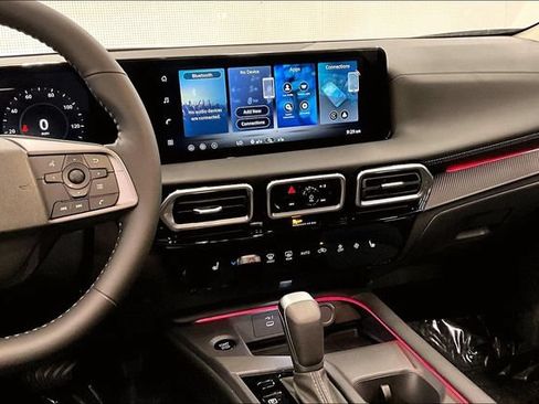 New 2026 Nissan Sentra SV w/ SV Convenience Package FWD image 8