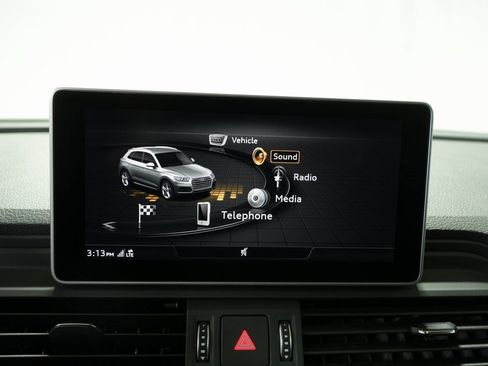 Used 2020 Audi Q5 2.0T Premium Plus w/ Premium Plus Package image 30