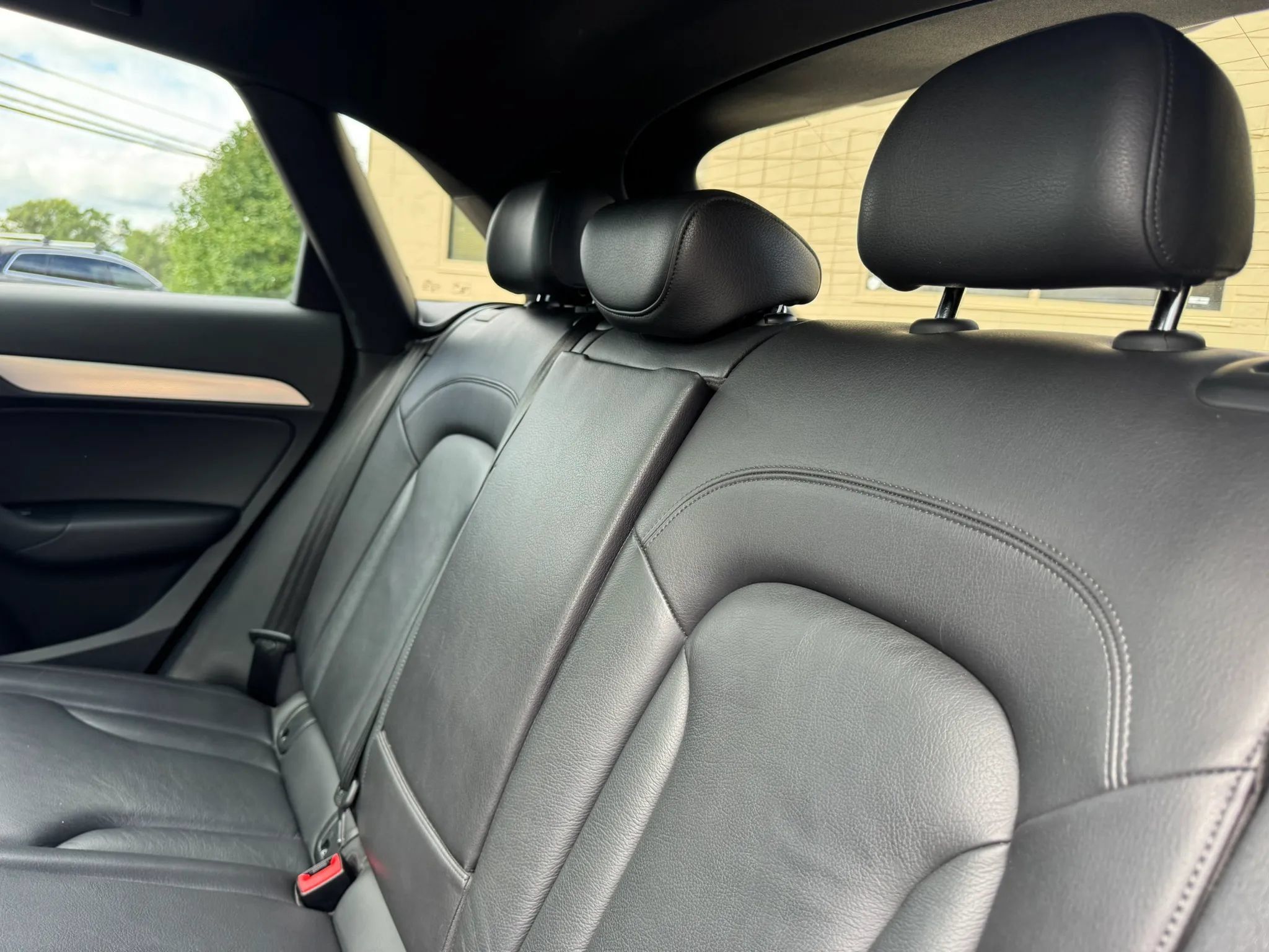 Used 2018 Audi Q3 2.0T Premium w/ Convenience Package AWD/4WD image 35