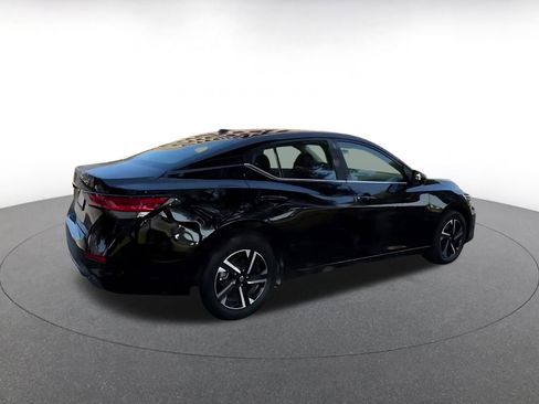 Used 2025 Nissan Sentra SV image 15