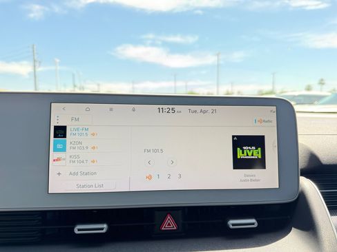 Used 2022 Hyundai Ioniq 5 SEL RWD image 12