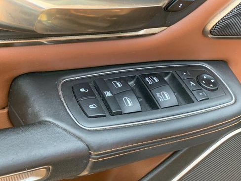 Used 2019 RAM 1500 Limited AWD/4WD image 14