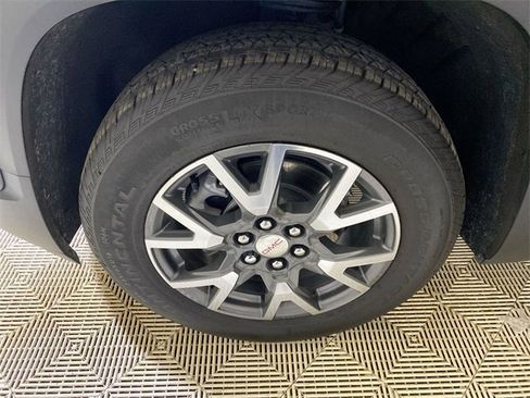 Certified 2023 GMC Acadia SLE w/ LPO, Floor Liner Package image 22