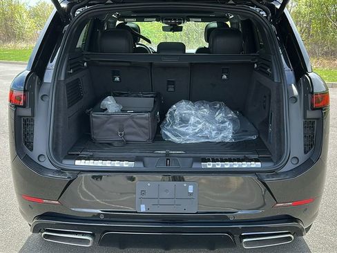 New 2026 Land Rover Range Rover Sport Dynamic SE AWD/4WD image 25