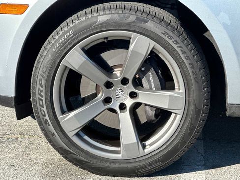 Certified 2024 Porsche Macan image 28