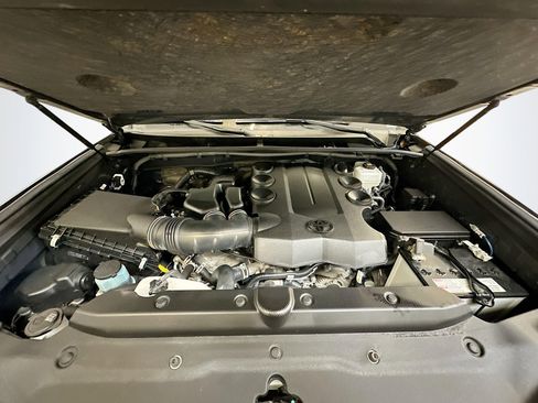 Used 2024 Toyota 4Runner SR5 image 34