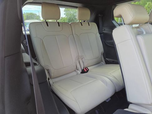 Used 2023 Jeep Grand Cherokee L Limited RWD image 20