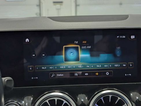 Certified 2021 Mercedes-Benz GLA 250 4MATIC image 24