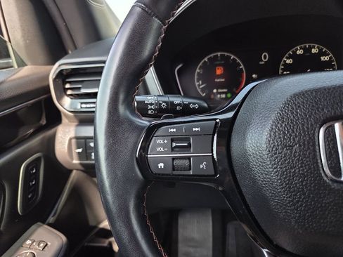 Used 2024 Honda Pilot TrailSport image 25