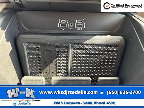 Used 2025 RAM 1500 Laramie w/ Laramie Southwest Edition AWD/4WD image 36