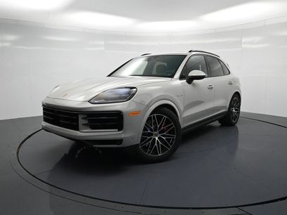 New 2025 Porsche Cayenne S