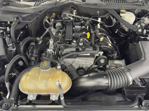 Used 2022 Ford Mustang Premium RWD image 35