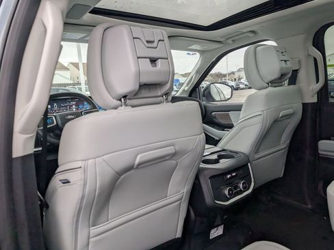 New 2026 Ford Expedition Platinum w/ Platinum Ultimate Package AWD/4WD image 48