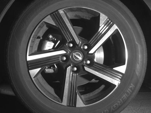 Used 2025 Nissan Sentra SV FWD image 12