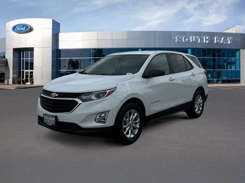Used 2020 Chevrolet Equinox LS FWD image 1