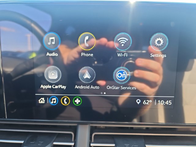 Used 2025 Chevrolet Trax RS FWD image 19