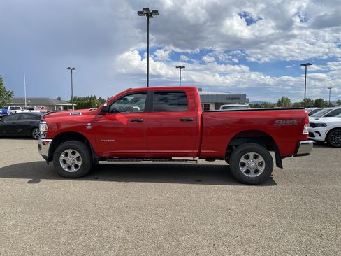 Used 2022 RAM 2500 Big Horn w/ Level A Equipment Group AWD/4WD image 6