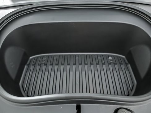 Used 2024 Tesla Model 3 Long Range RWD image 12