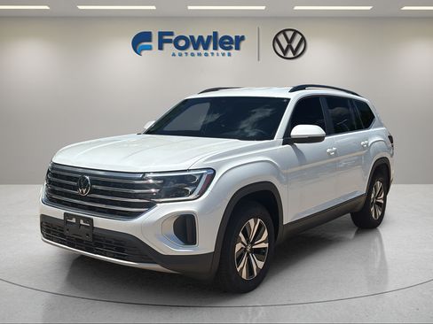 New 2026 Volkswagen Atlas SE FWD image 3