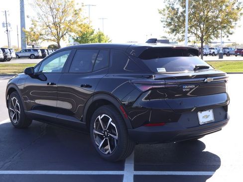 New 2026 Chevrolet Equinox EV LT w/ Comfort Package image 5