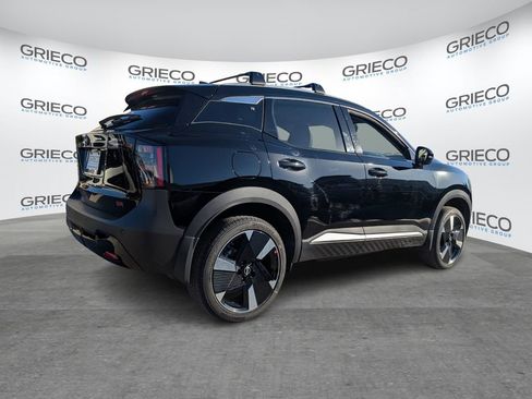 New 2026 Nissan Kicks SR image 7