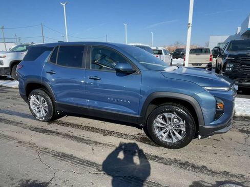 New 2026 Chevrolet Equinox LT w/ Convenience Package II image 3