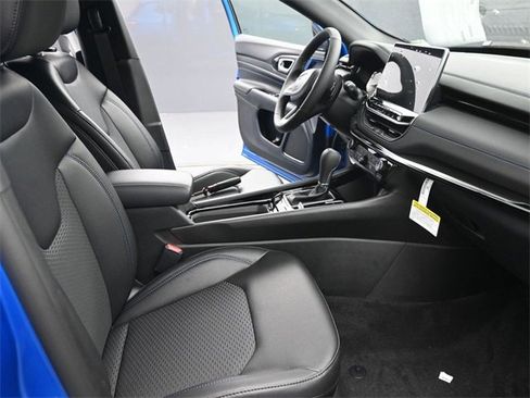 Used 2026 Jeep Compass Latitude image 16