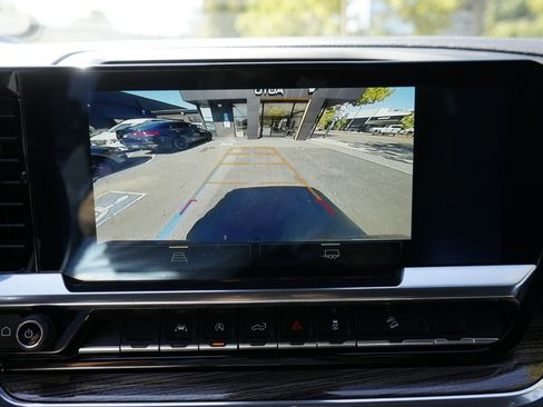 Used 2022 Chevrolet Silverado 1500 LT Trail Boss w/ Protection Package image 24