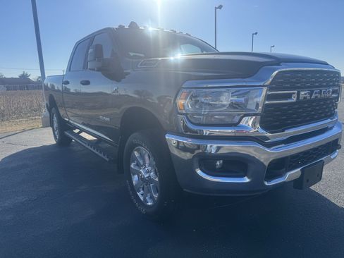 Used 2023 RAM 2500 Big Horn w/ Level 1 Equipment Group image 8