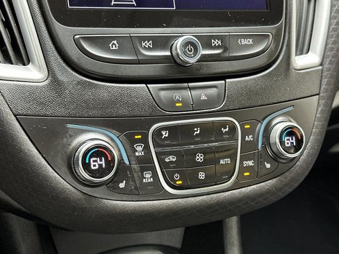 Used 2023 Chevrolet Malibu LT image 22