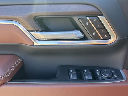 New 2026 GMC Sierra 2500 Denali Ultimate image 15