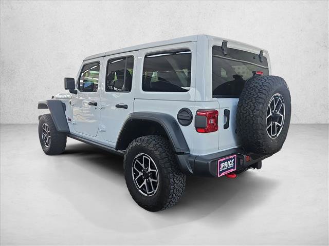 Used 2024 Jeep Wrangler Unlimited Rubicon w/ Technology Group AWD/4WD image 8