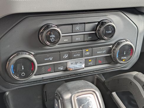 Used 2022 Ford Bronco Big Bend AWD/4WD image 28