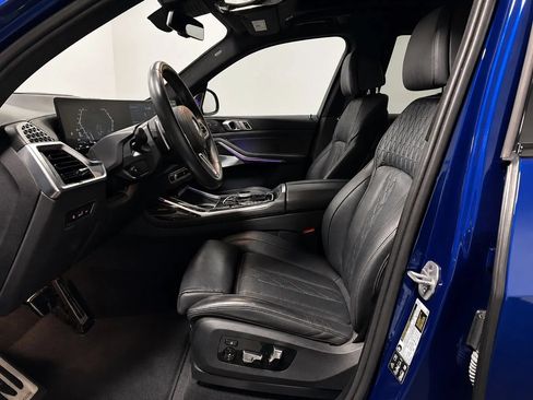 Used 2025 BMW X7 M60i AWD/4WD image 14