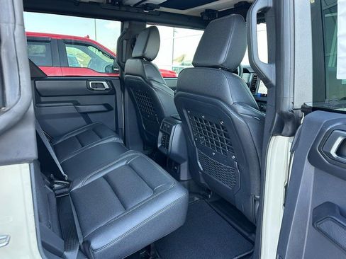 New 2025 Ford Bronco Badlands AWD/4WD image 13